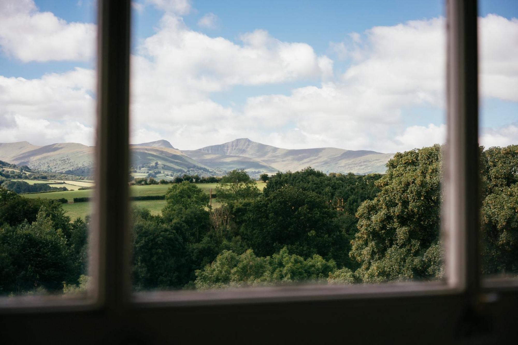 Peterstone Court Country House Restaurant & Spa Brecon Eksteriør bilde