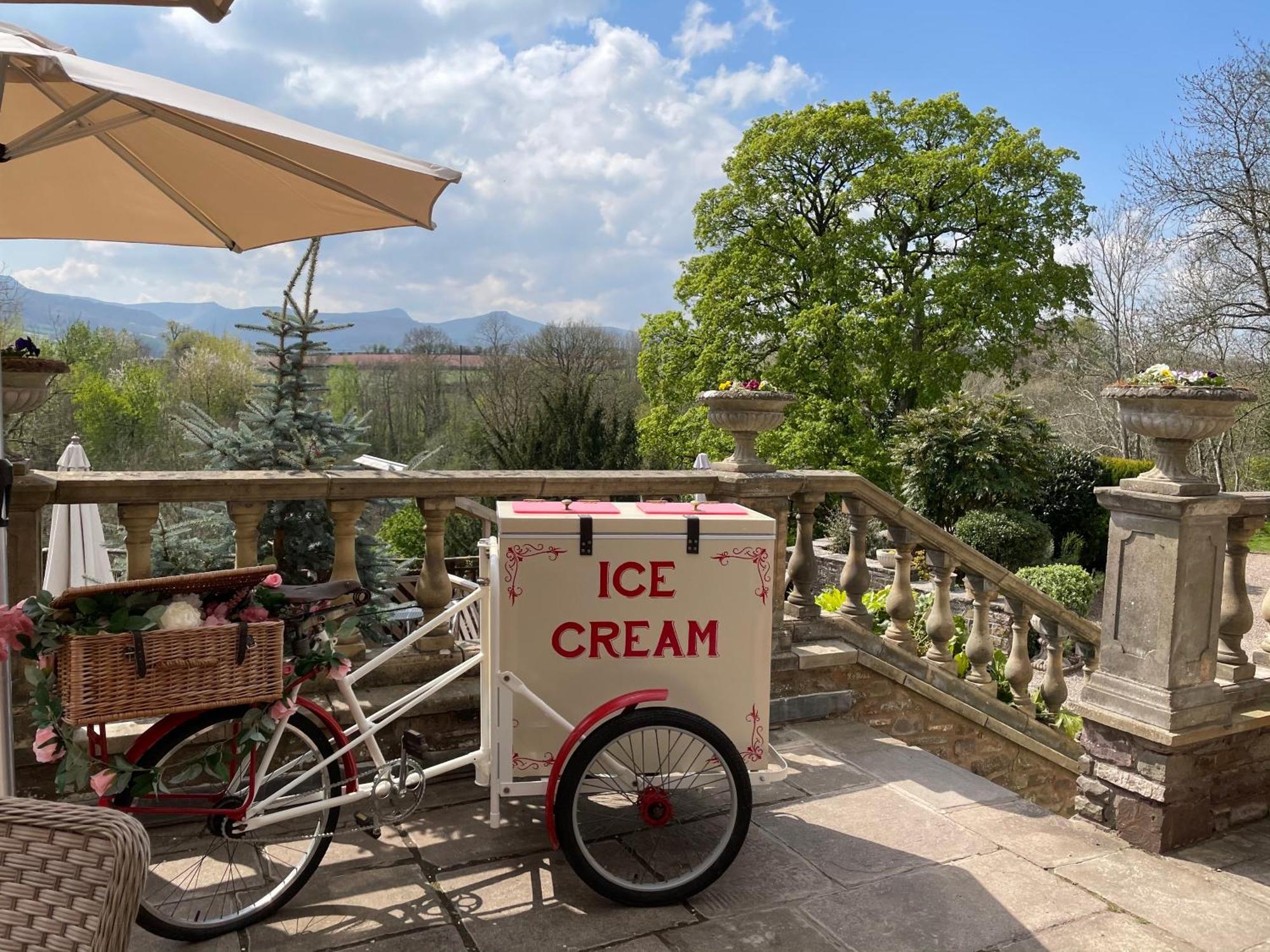 Peterstone Court Country House Restaurant & Spa Brecon Eksteriør bilde